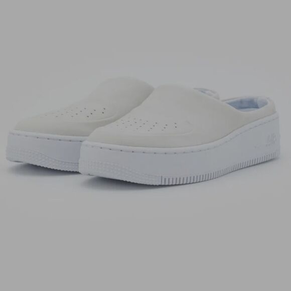 BRAND NEW WMNS AIR FORCE 1 LOVER XX'THE REIMAGINED - Picture 4 of 16